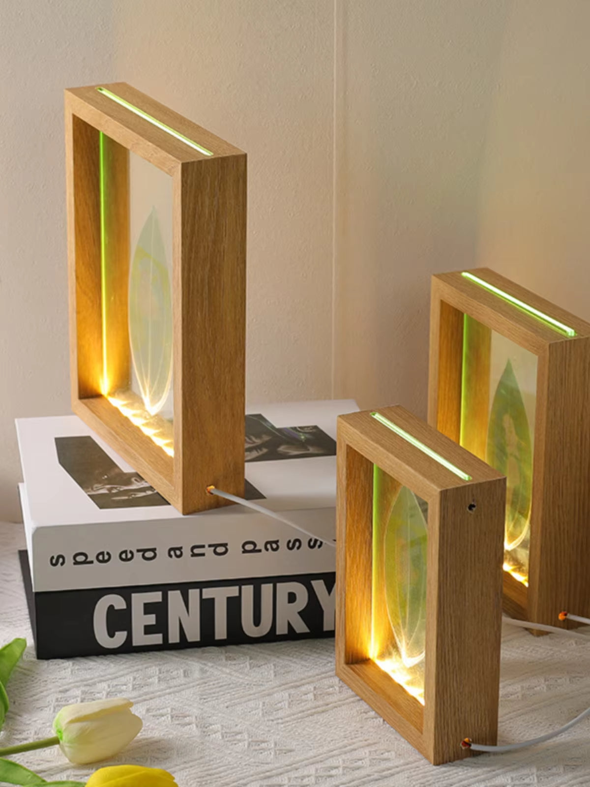 7 inch Birthday Gift Leaf Carving Custom Photo Leaf Carving Gift Luminous Photo Frame with Lights