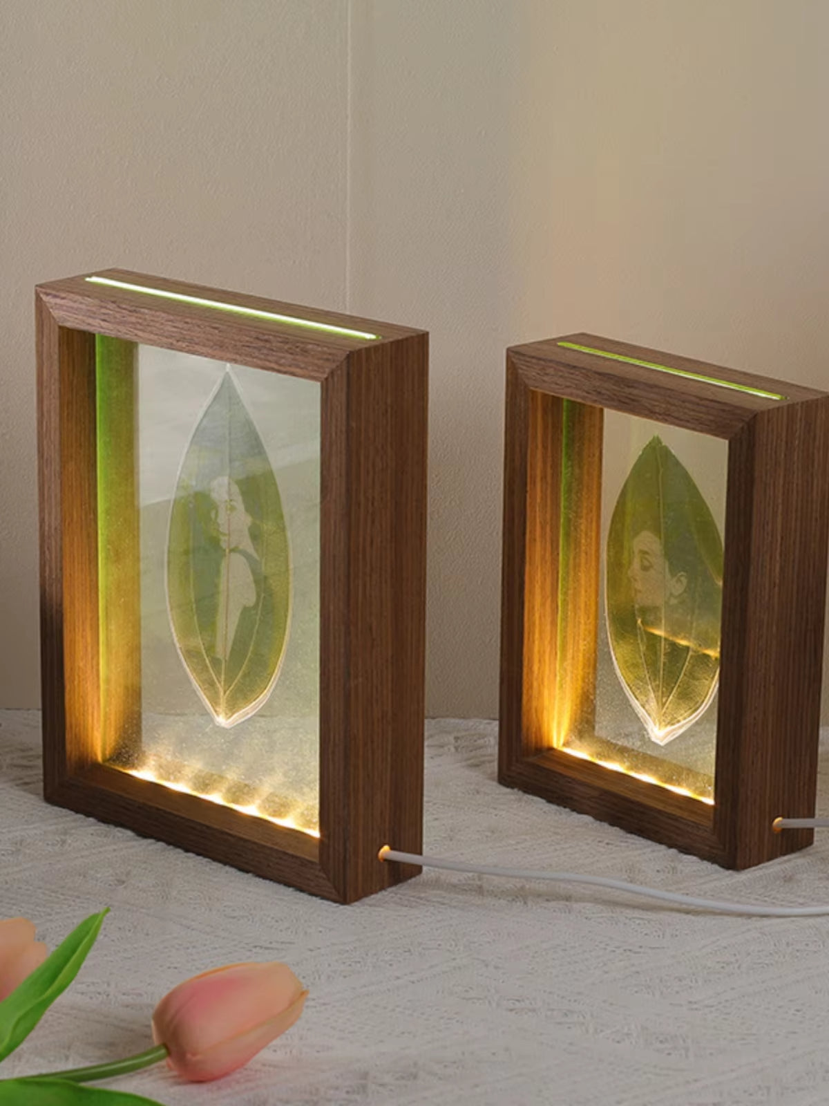 7 inch Birthday Gift Leaf Carving Custom Photo Leaf Carving Gift Luminous Photo Frame with Lights